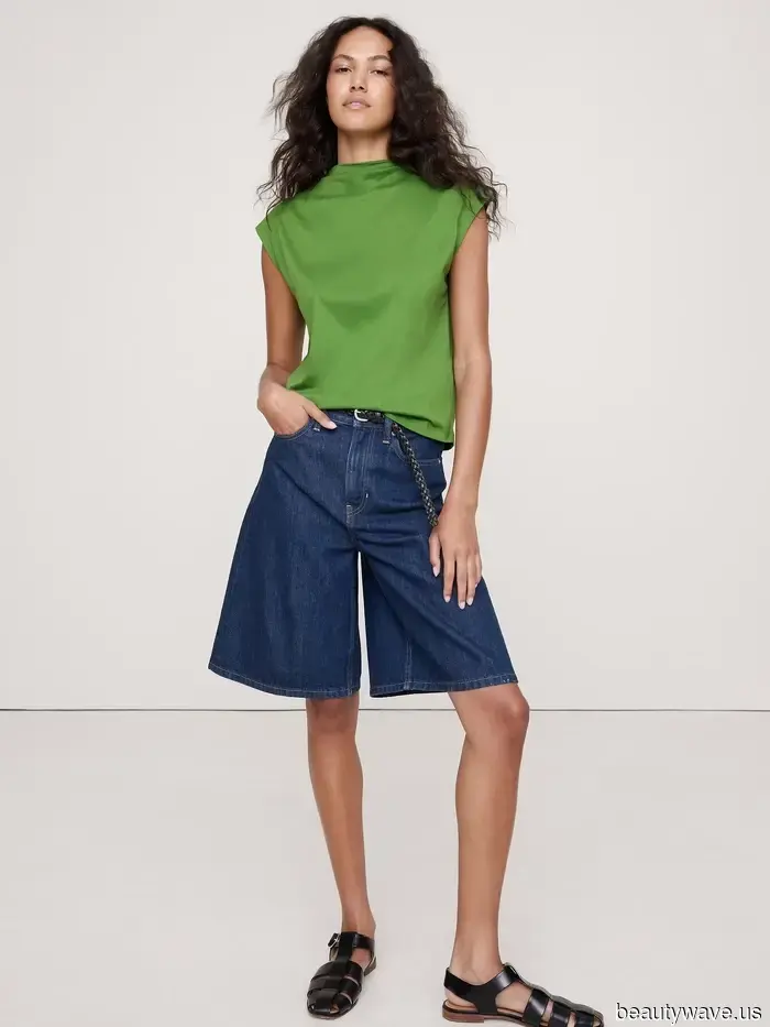 No Need for Color Coordination—This Summer Outfit Trend Is All About Fashion Happiness