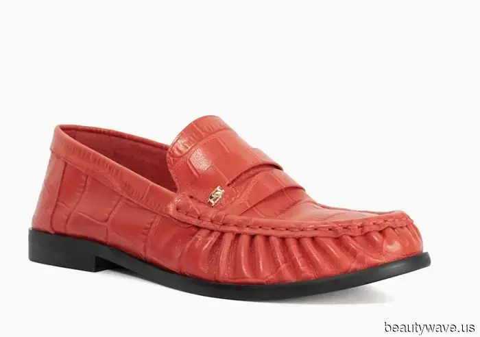 Forget the Black Jackets—Fashionable Londoners and Parisians are opting for this stylish color instead at the moment.