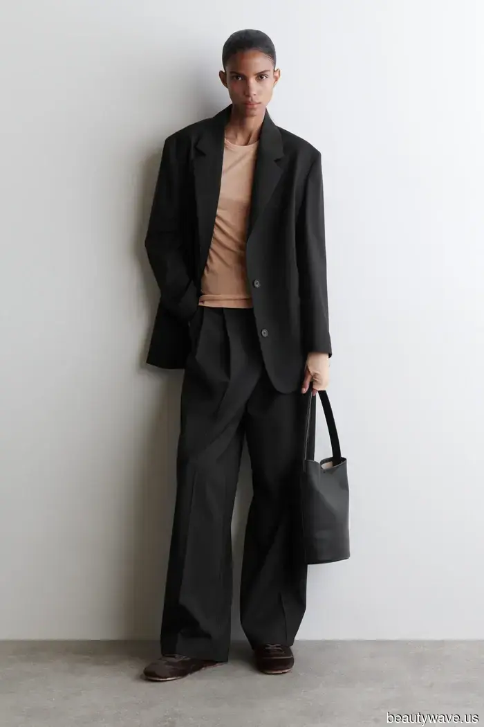 Solo invierto en básicos de lana lujosa para el invierno&mdash;las piezas en oferta de COS cumplen con todos los requisitos.