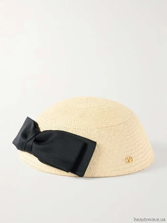 6 Personality-Driven Accessories That Are Influencing Trendy Summer Fashion
