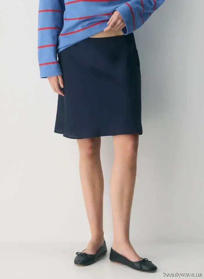 Se indossi le ballerine quest'estate, ecco la tendenza delle gonne più cool con cui abbinarle.