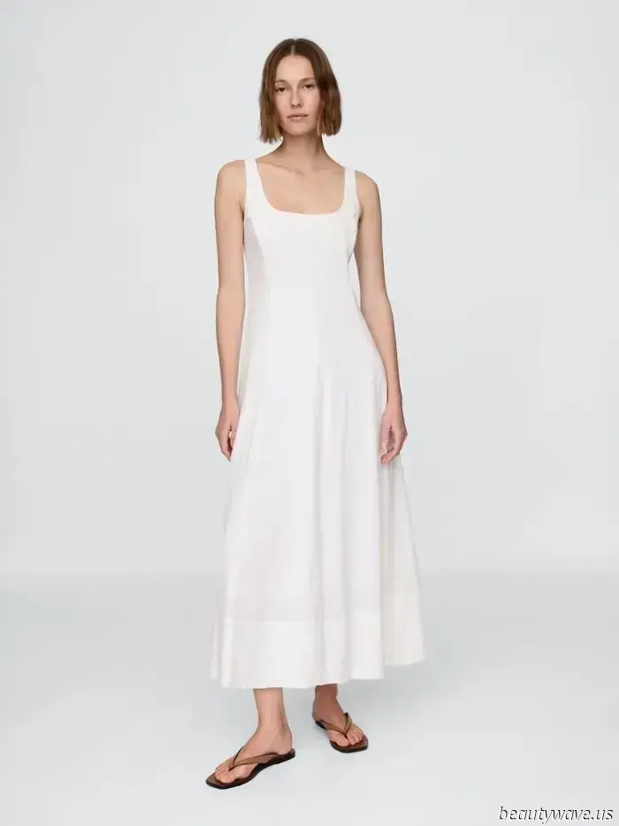 I'm a stylist—here are the 10 summer items I suggest to all my clients.