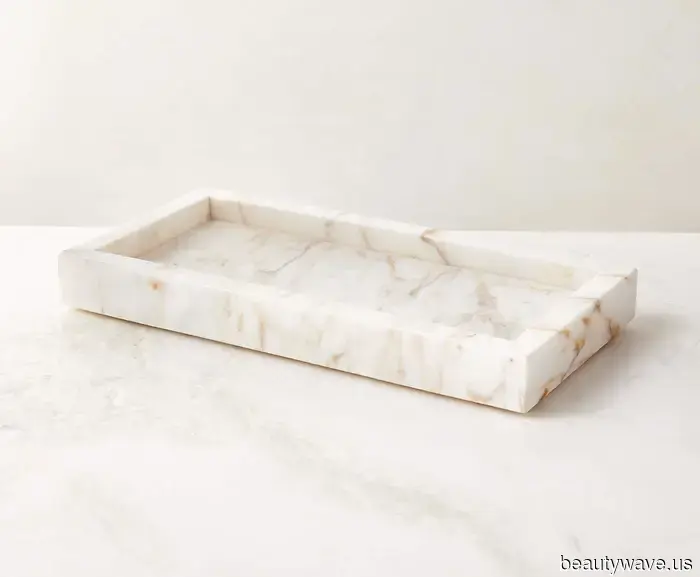 I'm a Makeup Artist on I'm a Celeb with No Time but a Perfect Score Bedside Beauty Routine—Here Are All the Details.