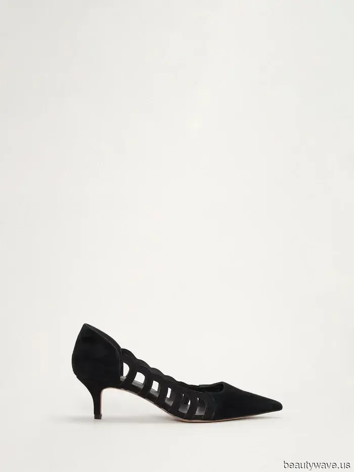 Not Wedges, Not Pumps—This Is the Latest Heel Trend That Fashion Icons in Paris Are Embracing This Season.
