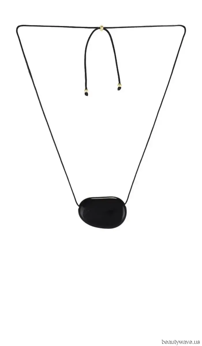 I'm Not Prepared to Bid Farewell to Nantucket Summer Vibes—7 Outfit Suggestions to Maintain Them into Fall