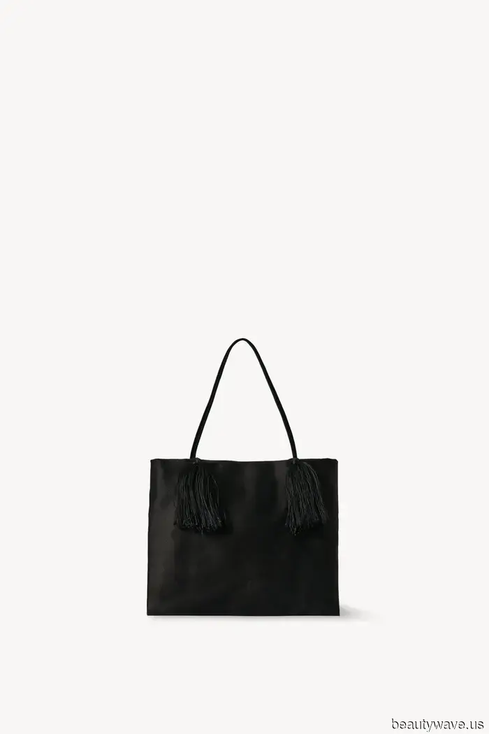 New The Row Alert! Here are the Early Autumn Bags and Shoes That Are About to Cause a Stir.