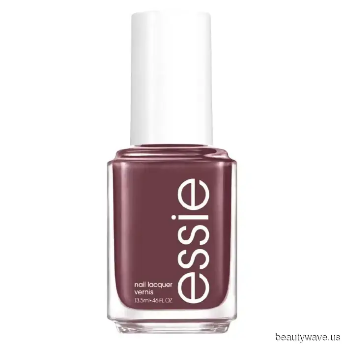 It’s Time to Change Your Nail Color—Here Are the 6 Shades Poised to Dominate This Fall