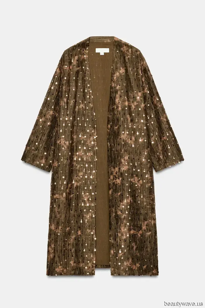 Fashion editors are aware that a Zara outfit has a unique appeal—check out these 9 stylish looks that I adore.