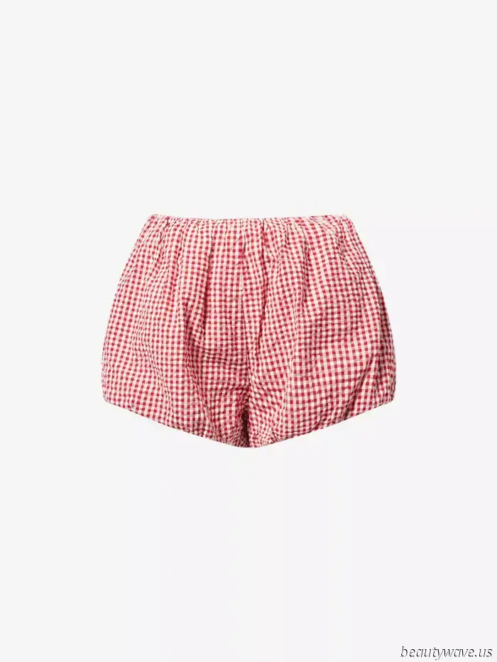 Forget the Daisy Dukes—These On-Trend Shorts Have the Approval of Fashion Insiders