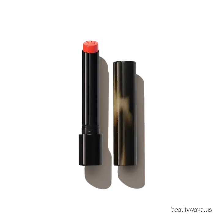 Selena Gomez Just Endorsed the Surprising Fall Lip Shade That Taylor Swift Has Been Using Constantly.