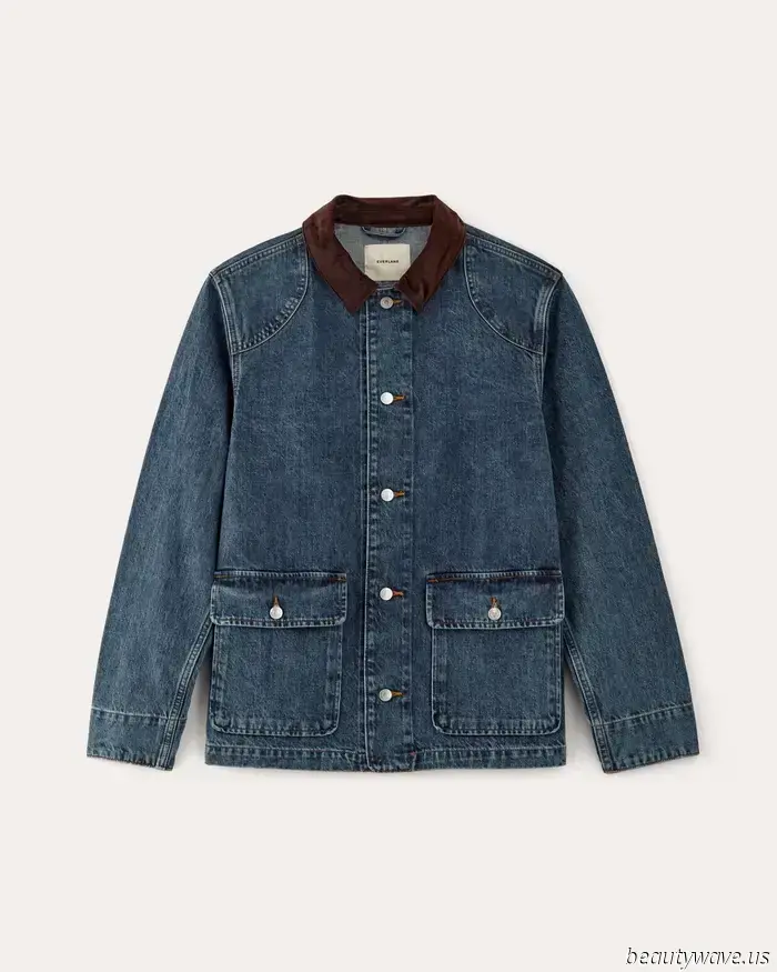 This Is the Sole Denim Jacket Trend That Fashion Experts Are Investing in for 2025.