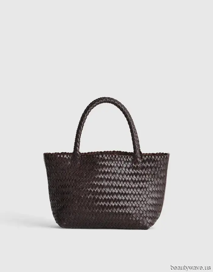 10 Summer Outfit Inspiration That Will Make Anyone Appear Stylish