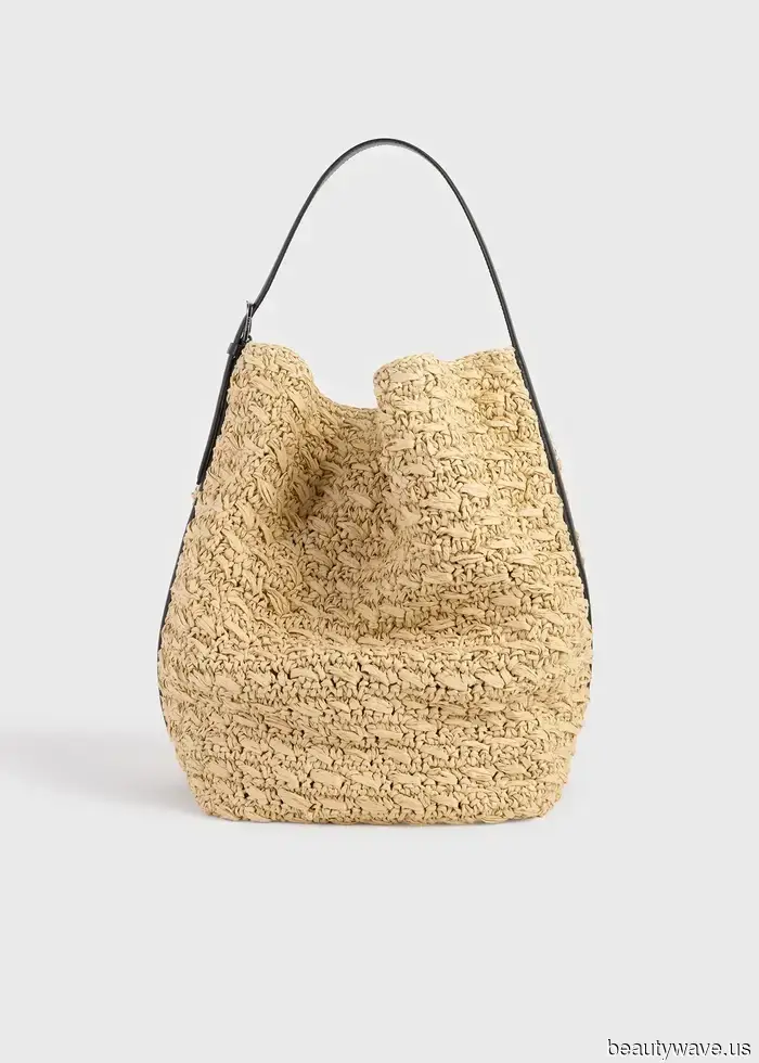 Neither Leather nor Suede—This Is the Sophisticated Bag Trend Stylish Women Revisit Each Summer
