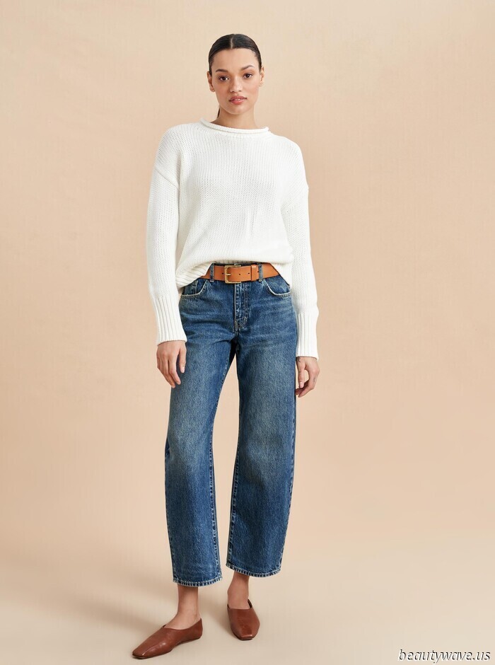 Chic women in Marseille and Cadaqués replace their cashmere sweaters with this lighter alternative every summer.