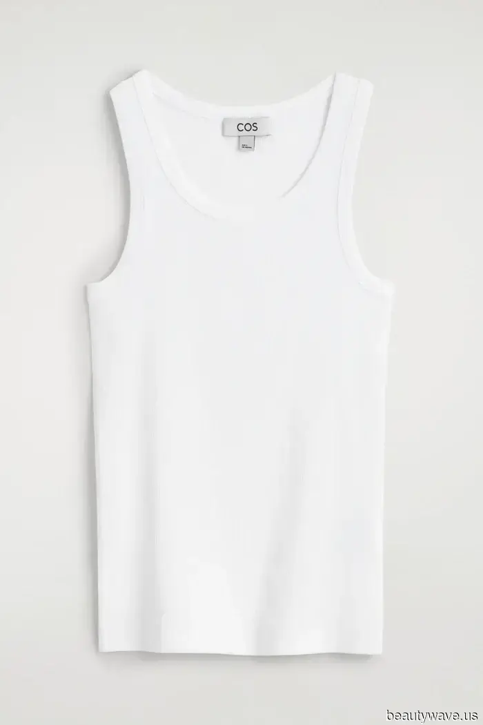 It's a Fact: Women in Paris and Los Angeles are all sporting this understated date-night ensemble.