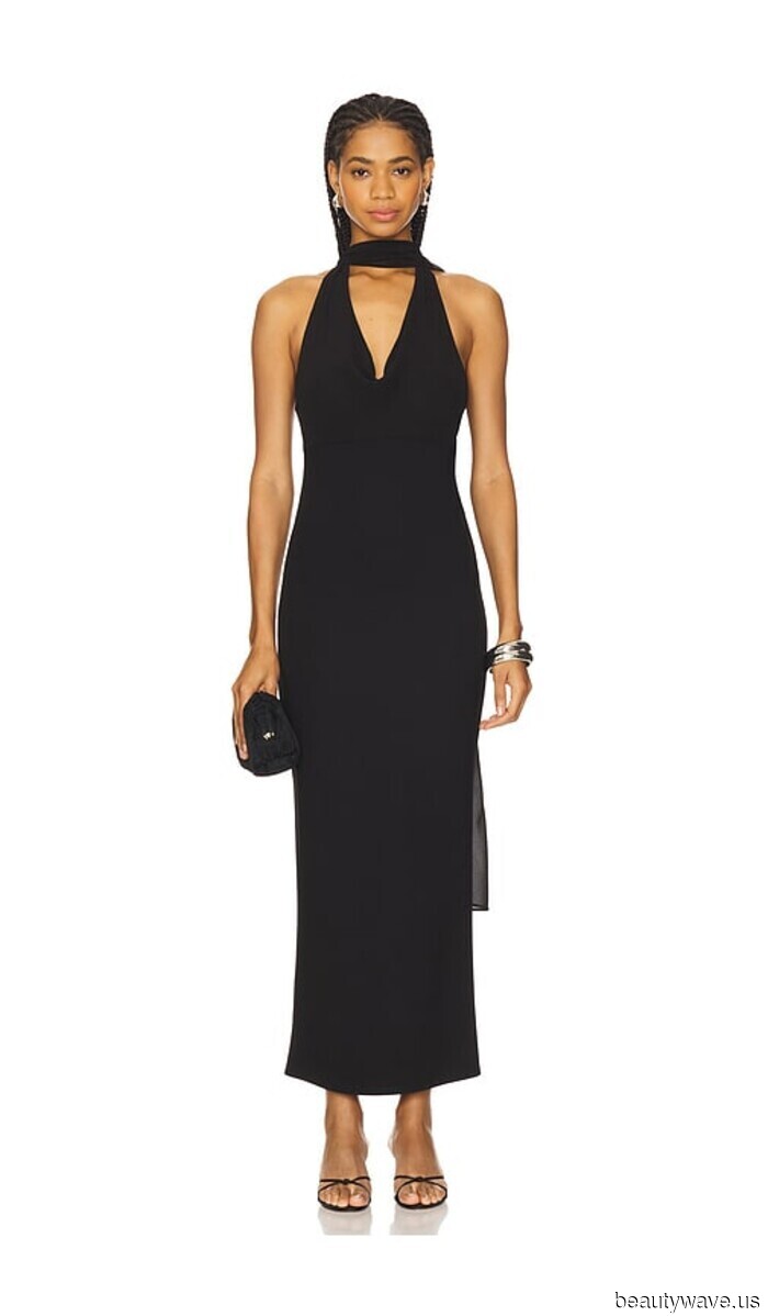 The '90s Dress and Shoe Combinations That It Girls Are Sporting at Parties in East Hampton (Sorry, Flip-Flops, You…)