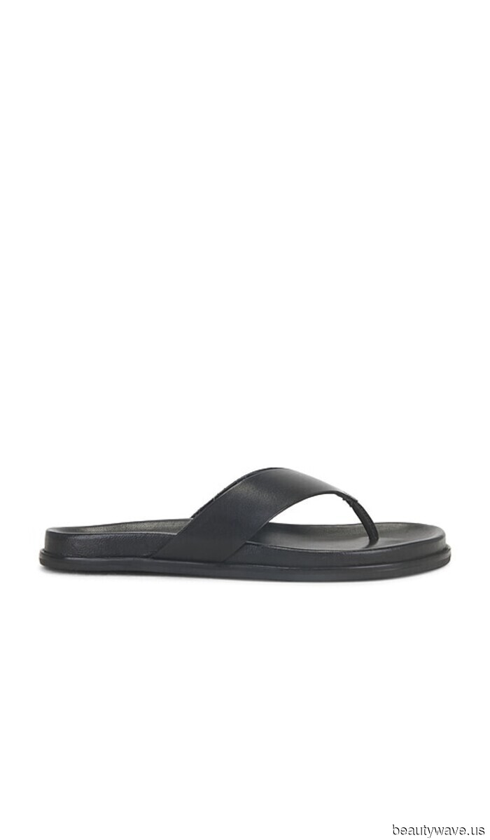 Sì, le persone di moda indossano ancora leggings, ma solo questo stile specifico (e non con le sneakers)