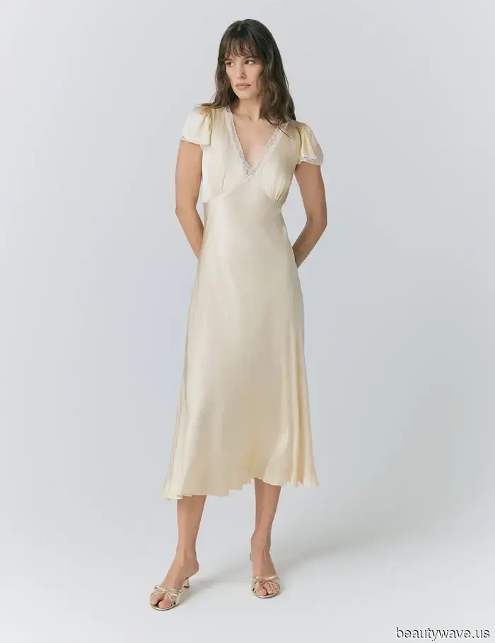 Sujeta los LBD, pausa con el vestido desnudo&mdash;esta es la tendencia de la temporada de fiestas que las personas más elegantes llevarán en su lugar.