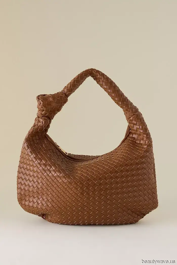 Мои самые стильные коллеги все владеют этой дизайнерской сумкой&mdash;Теперь она со скидкой 25% на Черную пятницу