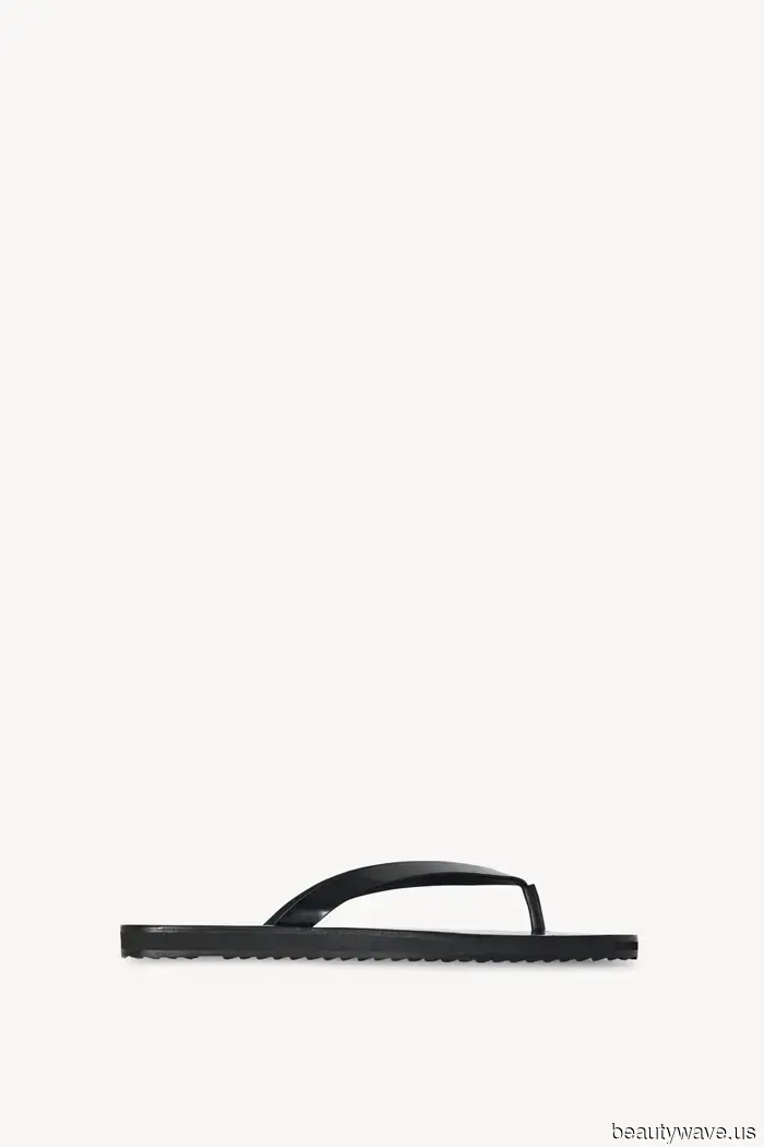 Nein, keine Ballerinas oder Turnschuhe&mdash;Modeleute kombinieren ihre Leggings stattdessen mit diesem flachen Schuhtrend.