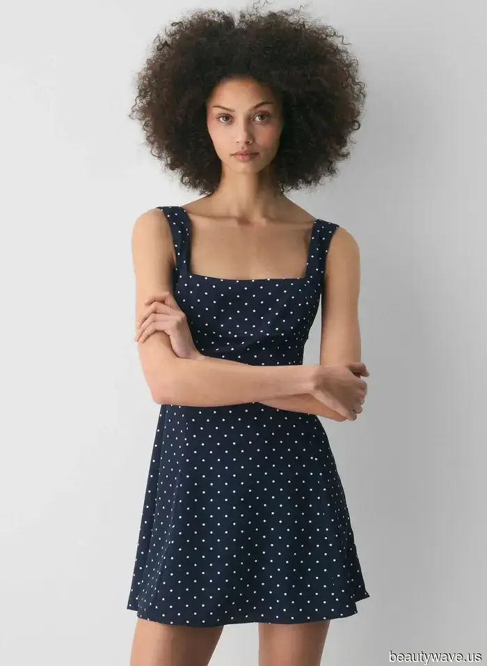 Margot Robbie trug gerade das Spieltags-Outfit, das jeder College-Student liebt.