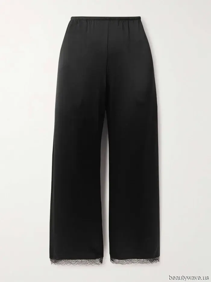 I Finally Managed to Get the Pants That Every Trendy New Yorker Wears Instead of Jeans.