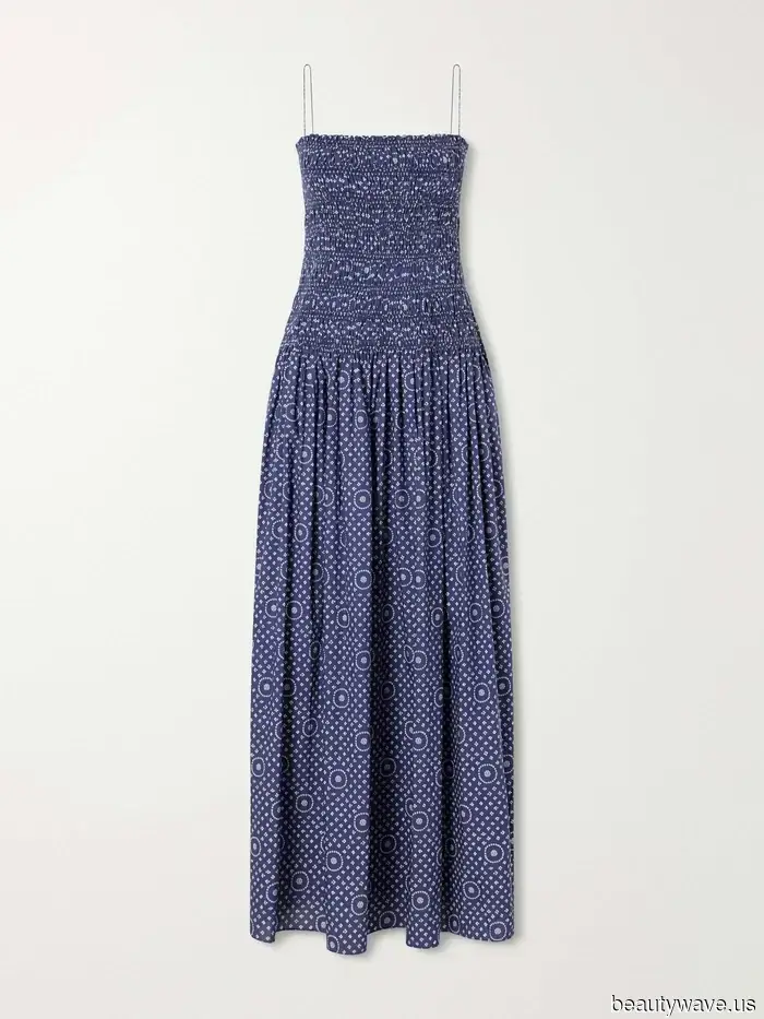 I Discovered It: The Subtle Elegance of the Ultra-Minimal Dress That Stylish Women Across Europe Can't Get Enough Of