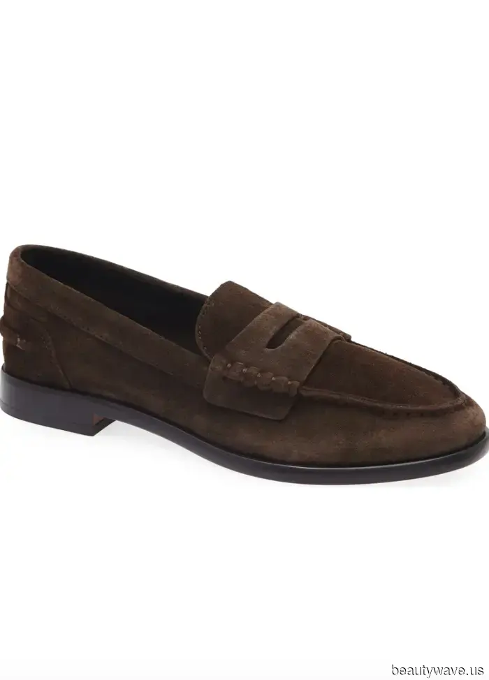 I’m noticing this subtly stylish flat-shoe trend being paired with outfits all over the place this fall.