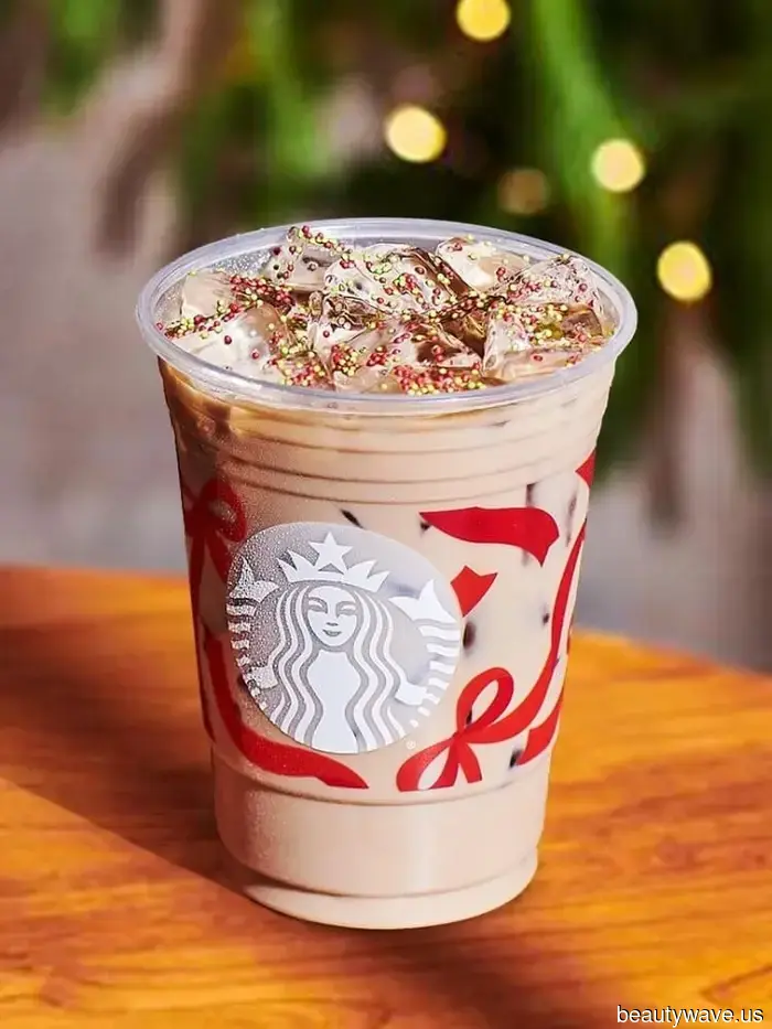 We Sampled All the Starbucks Holiday Beverages—Here’s Our Ranking.