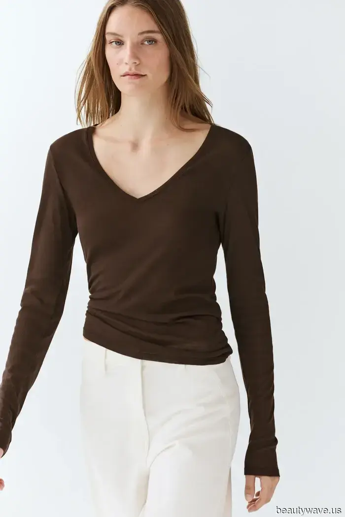This simple yet affordable basic will elevate your outfits and make them look ten times more stylish this autumn.