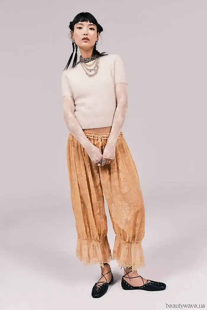 As a Fashion Editor who loves shopping at Free People, here are 21 new discounts that I can't stop thinking about.