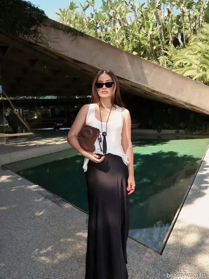 A L.A., ogni persona del mondo della moda indossa queste tendenze di gonne per sembrare alla moda e attuale.