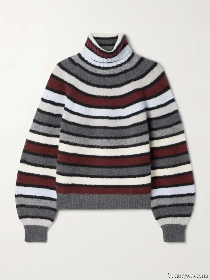 Non una semplice maglia a girocollo&mdash;Sofia Richie ha appena indossato la tendenza dei maglioni senza tempo che sta tornando di moda.