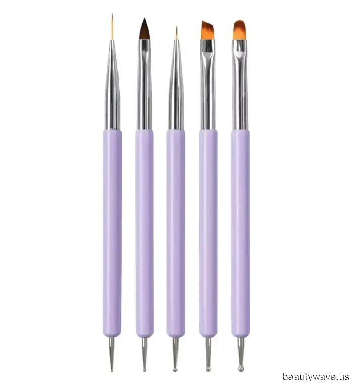 È Ufficiale: Questo È il Colore di Unghie più Chic di Sempre, e Questi Look Lo Confermano