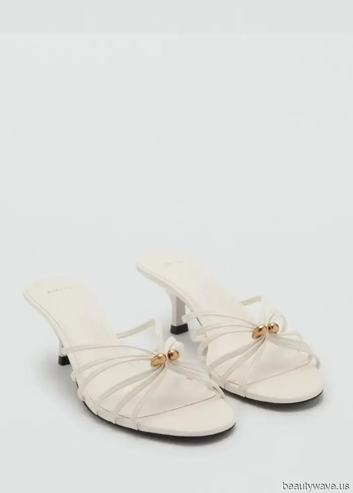 Avvistati a Parigi: 6 sandali chic e a prova di tendenza che le donne francesi stanno realmente indossando