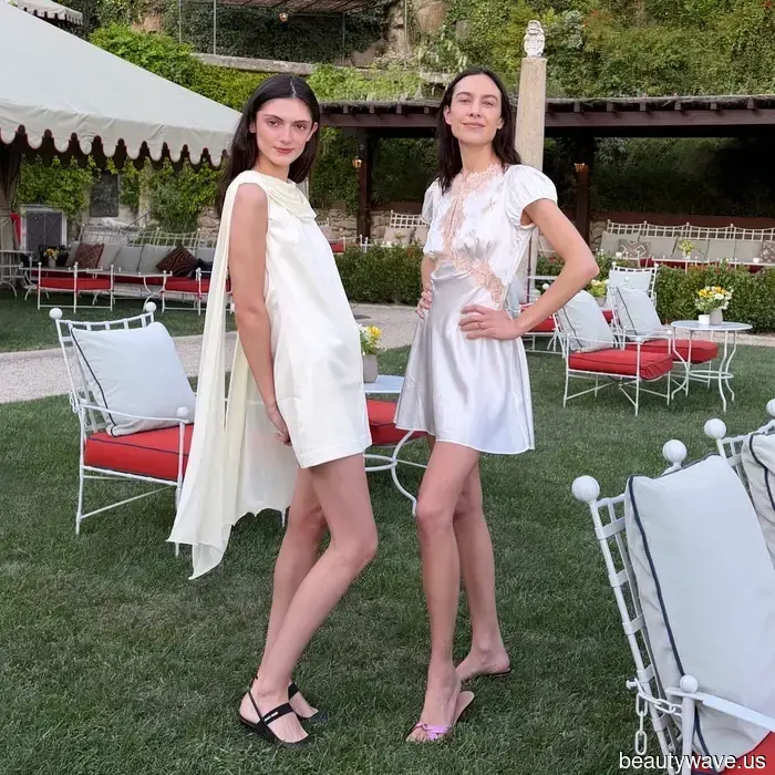 Mi colega preguntó cuál será la mayor tendencia de vestidos de este verano&mdash;sin duda, es esta.