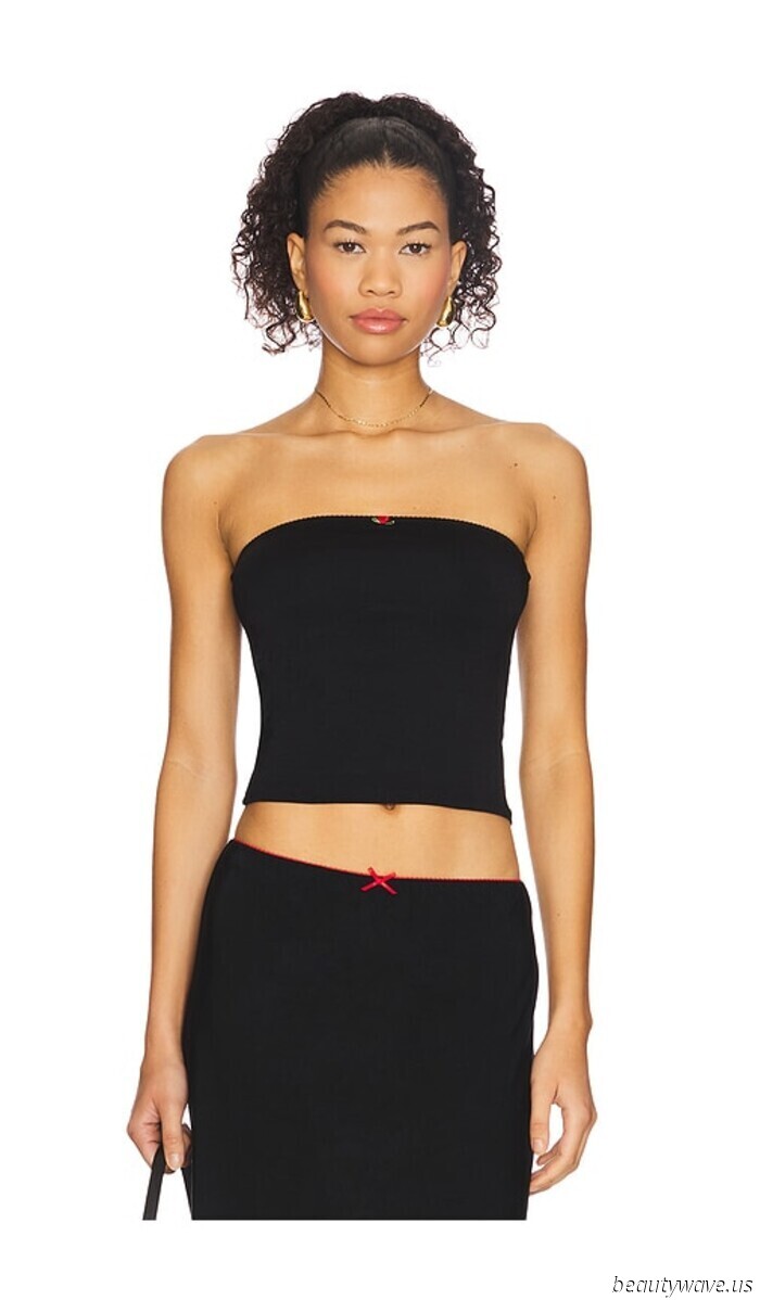 Sto acquistando reperti Summer-Chic di Revolve, Zara e H & M che hanno la mia piena attenzione