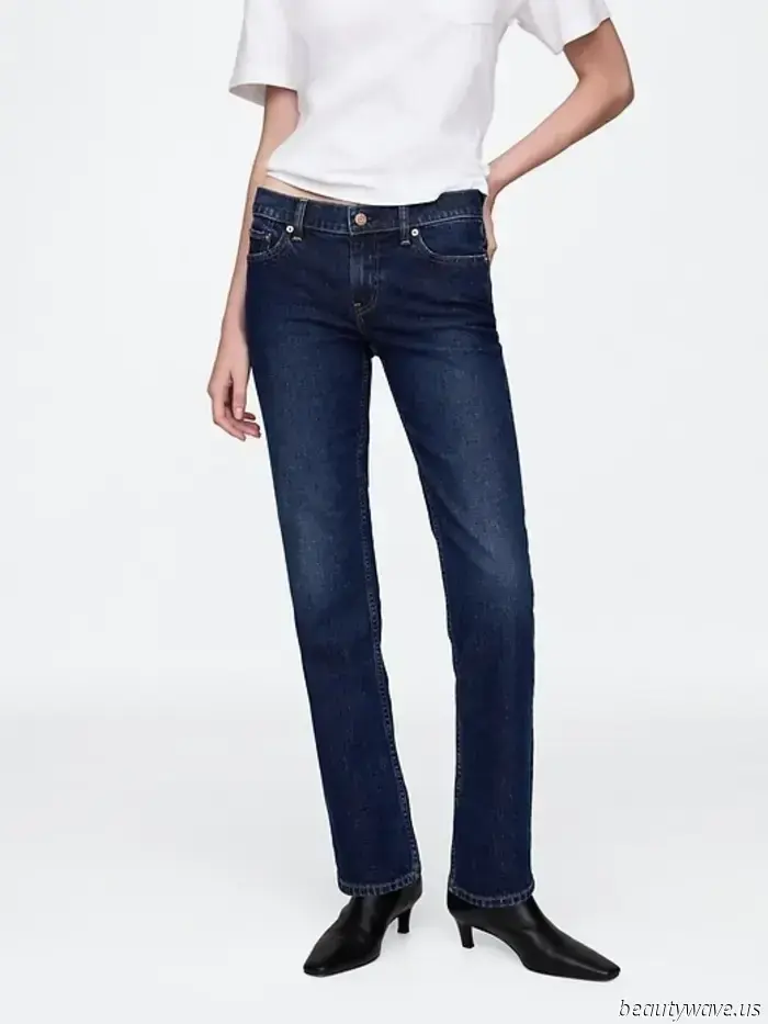 Thanks to Hailey Bieber, this particular pair of Gap jeans is flying off the shelves this week.