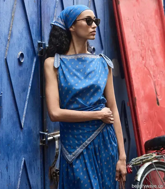 7 Tops de Verano Chic que las Mujeres Europeas Están Usando con Jeans