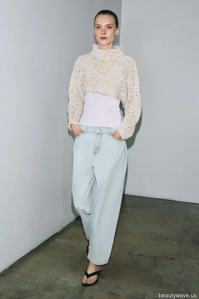 I jeans chiari sono tornati di moda&mdash;Questi sono le scarpe anti-tendenza con cui stanno meglio