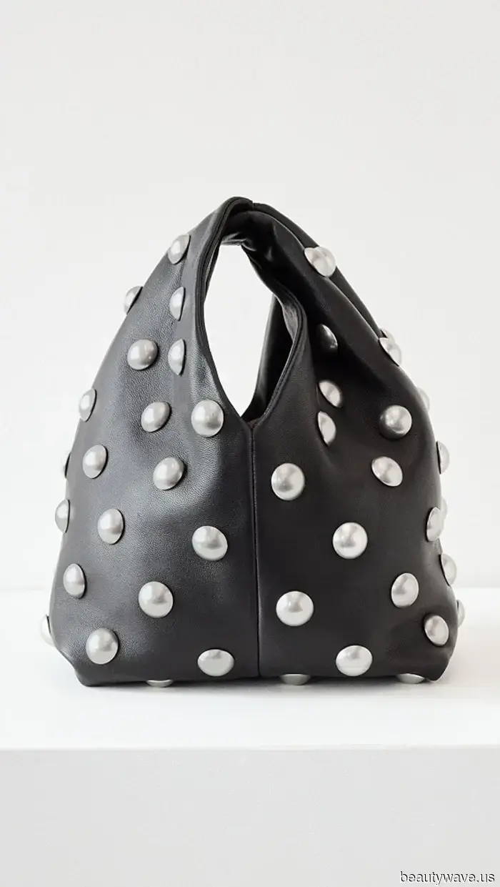 I just returned from Barcelona and Amsterdam—every girl had this non-minimalist bag with her.