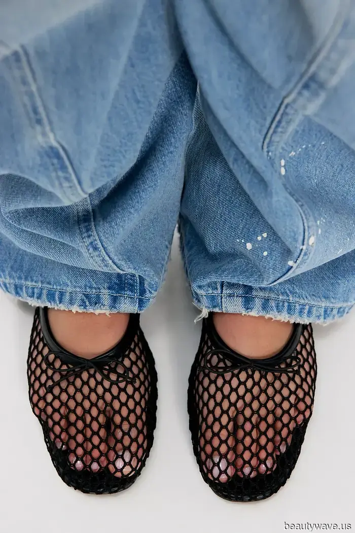 Not Flip Flops, Not Jelly Shoes, Last Year’s Most Controversial Footwear Trend Is Making a Comeback.