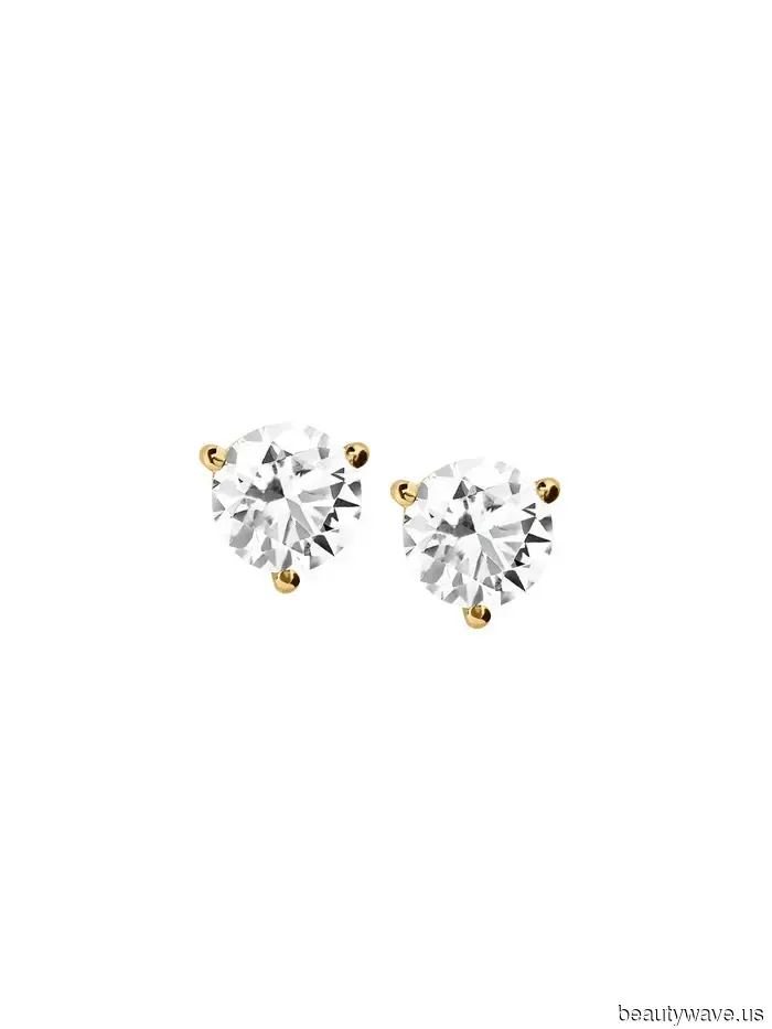 Cada persona chic que conozco está reservando aretes gruesos para esta tendencia atemporal.