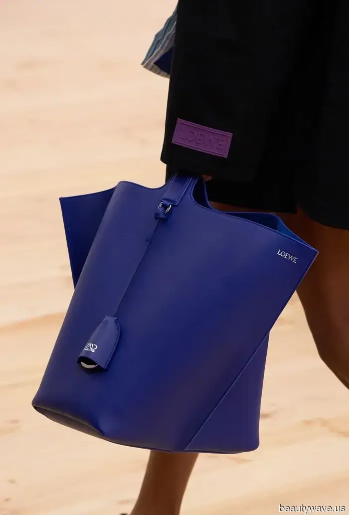 La mia amica mi ha chiesto quali tendenze di colore delle borse domineranno nel 2026&mdash;le ho inviato questi 7.