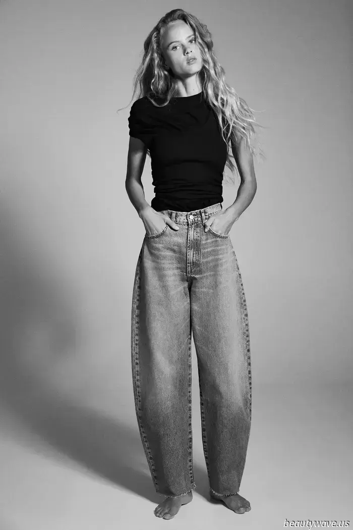 Individually, they may be simple, but when paired together, this combination of jeans and trainers embodies the essence of a fashionista.