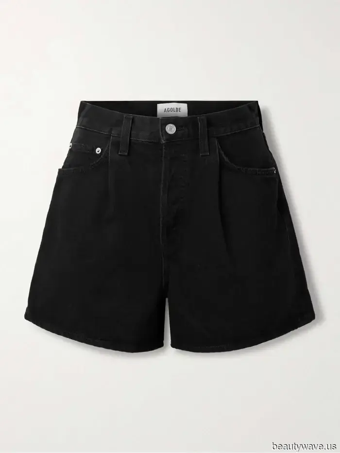 Preguntaste y yo respondí: Las 7 compras de culto que componen la cápsula de vacaciones más chic.