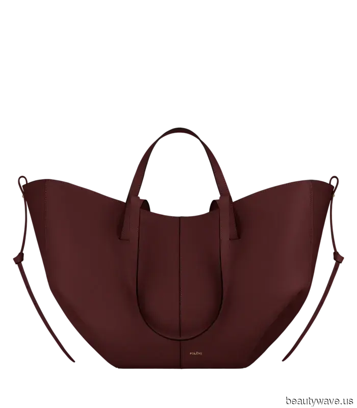 Ho testato dozzine di borse di design, ma questa elegante borsa a tracolla riceve sempre i miei complimenti più sinceri.