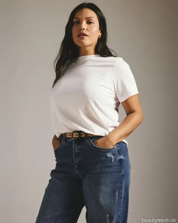 If You Want to Achieve a Parisian Look, Purchase These 7 Summer Items and Style Them This Way