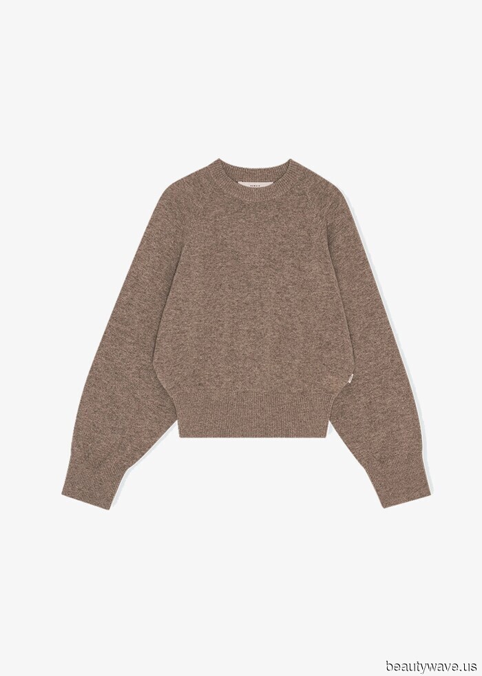 Breaking: Julia Roberts Paired a Mismatched Bag Color with Black Flats, and the World Endured.