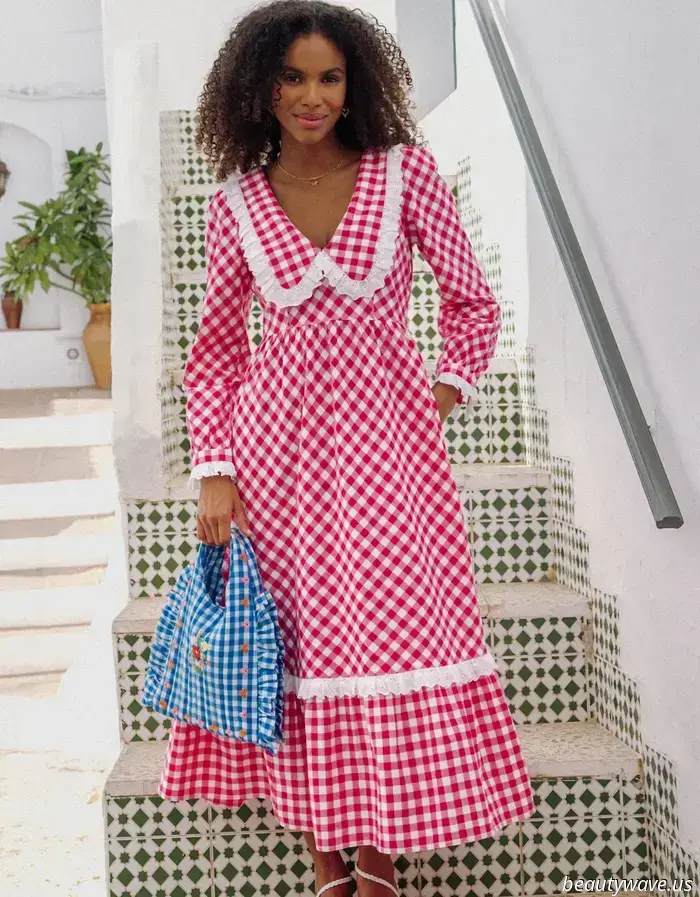 Improvvisamente, tutte le donne più eleganti che conosco scelgono un vestito estivo con questa stampa carina